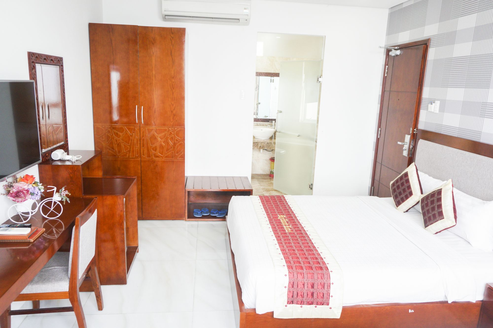 Jbay Beachfront Boutique Hotel Da Nang Exterior foto
